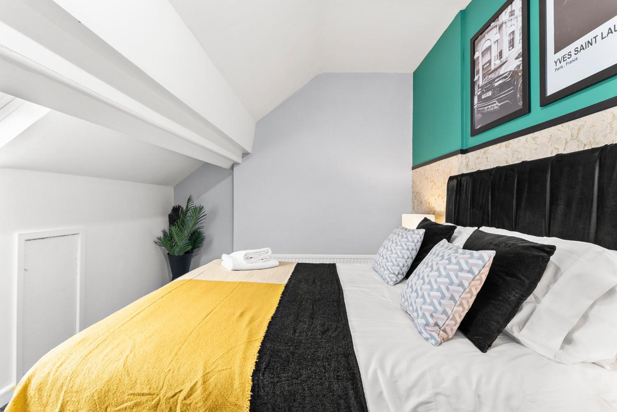 20 Percent Off! Stylish Sheffield Abode Sleeps 12 Lägenhet Exteriör bild