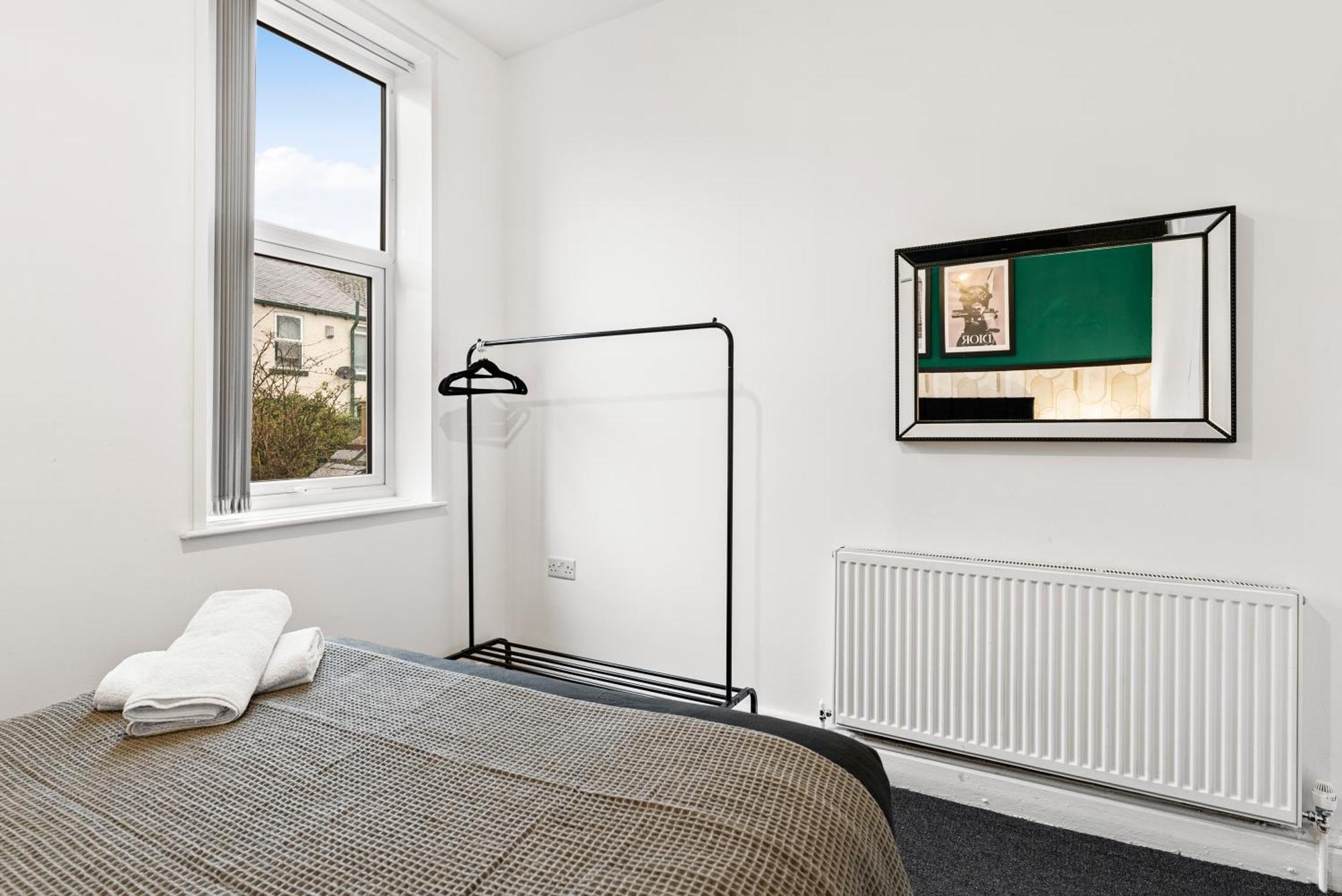 20 Percent Off! Stylish Sheffield Abode Sleeps 12 Lägenhet Exteriör bild