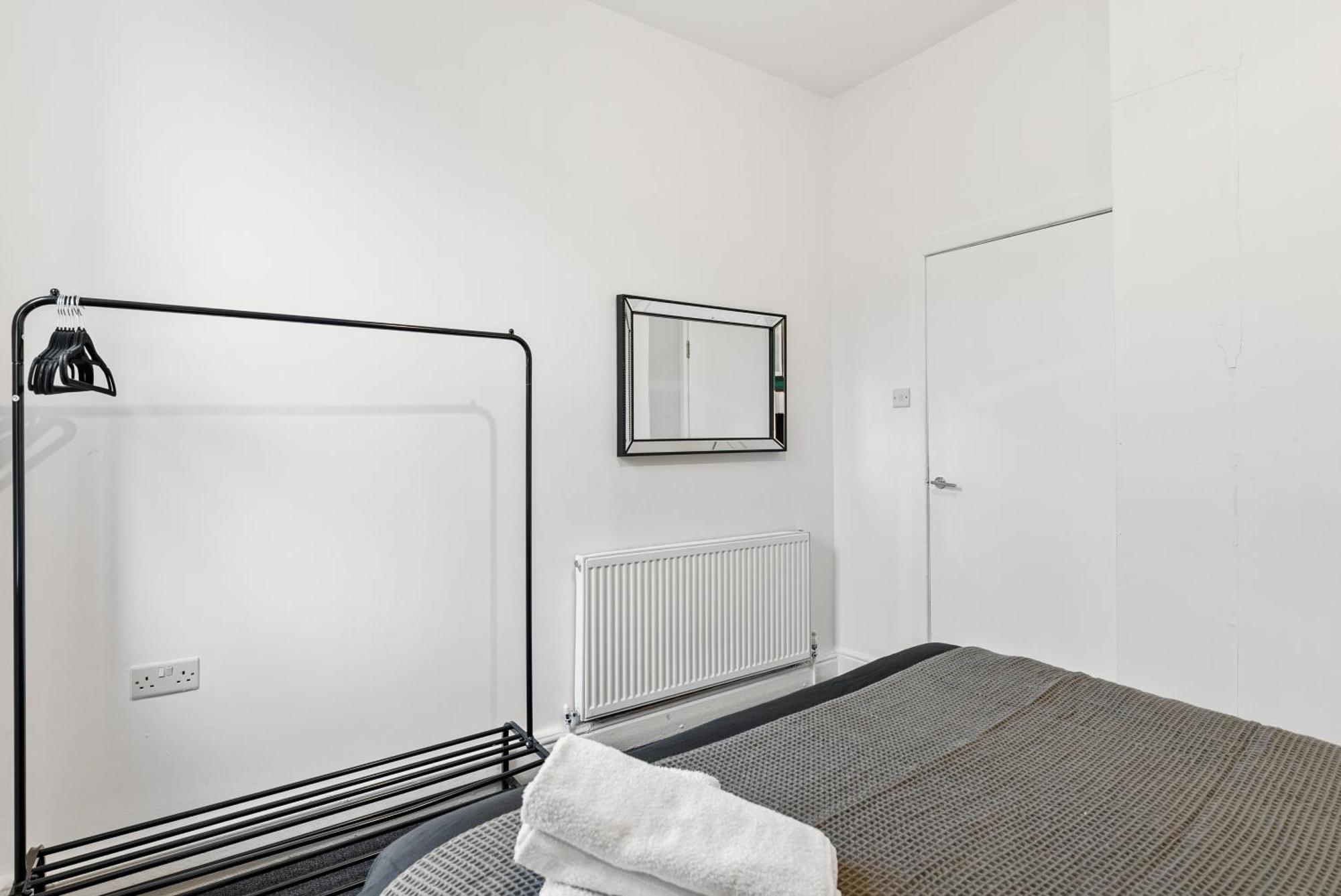 20 Percent Off! Stylish Sheffield Abode Sleeps 12 Lägenhet Exteriör bild